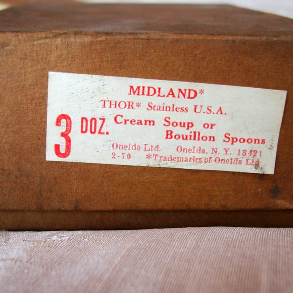 NEW Vintage ONEIDA Thor Set 36 MIDLAND Discontinued BOUILLON SPOONS - Picture 4 of 4
